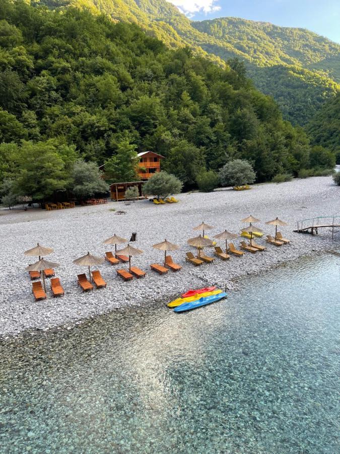 Guri I Lekes Guesthouse Moll' e Shoshit エクステリア 写真