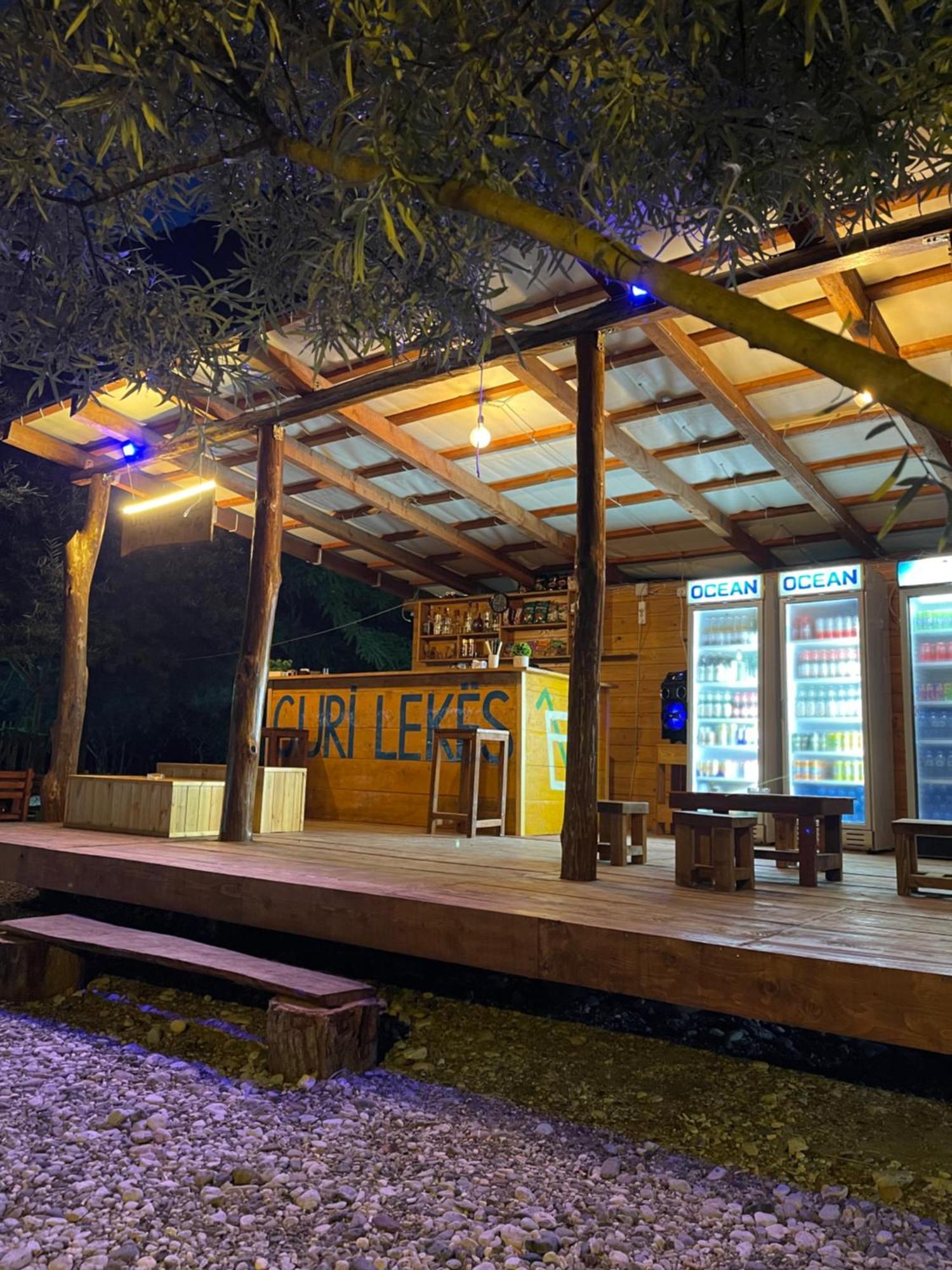 Guri I Lekes Guesthouse Moll' e Shoshit エクステリア 写真