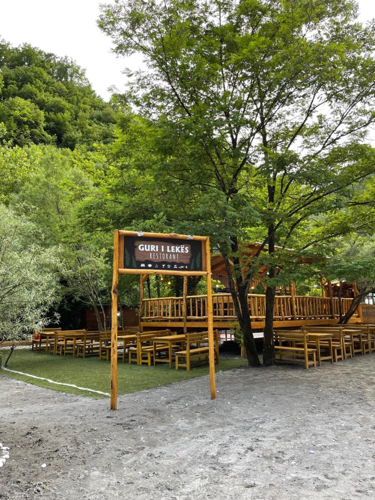 Guri I Lekes Guesthouse Moll' e Shoshit エクステリア 写真