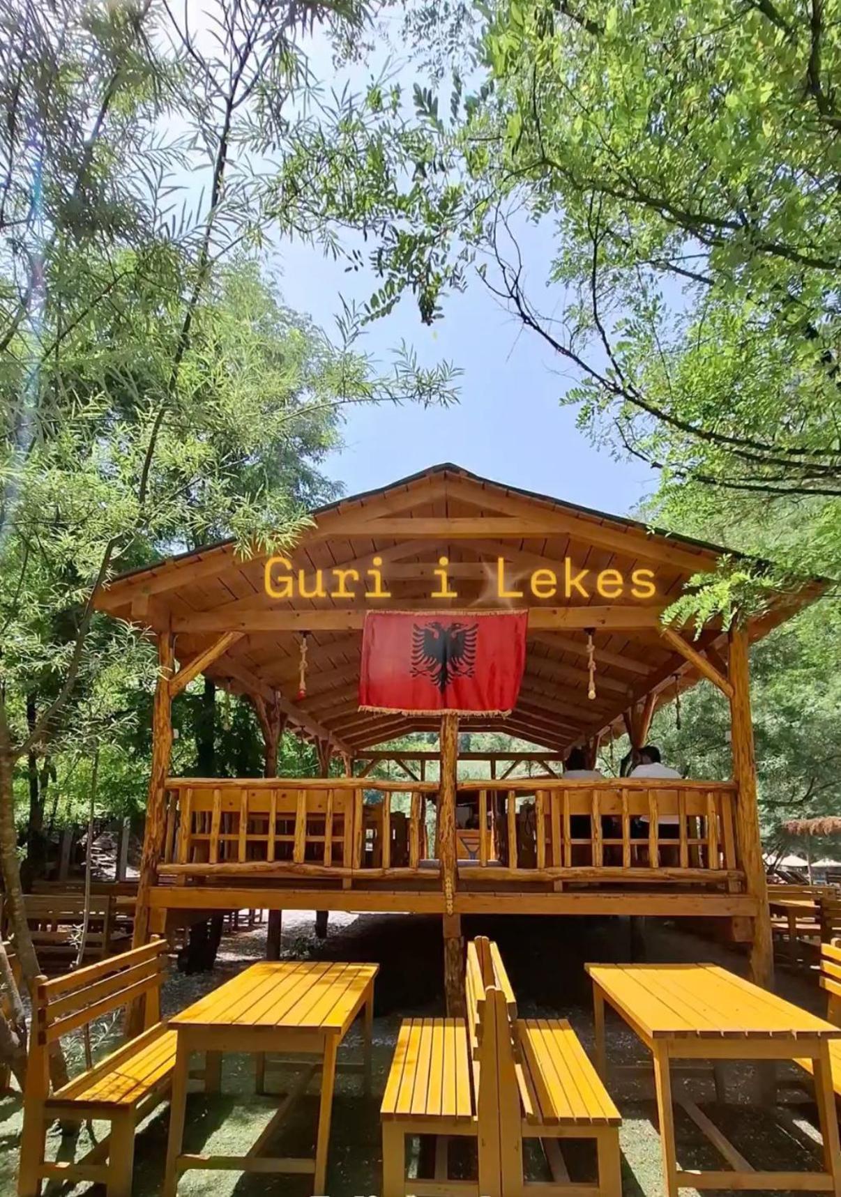 Guri I Lekes Guesthouse Moll' e Shoshit エクステリア 写真