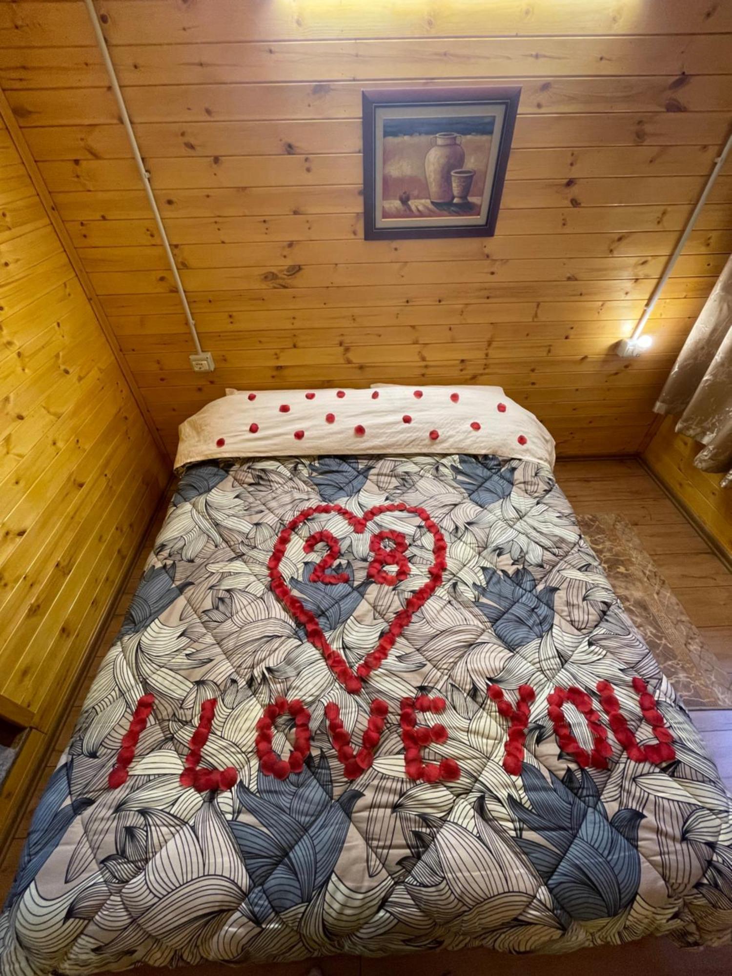 Guri I Lekes Guesthouse Moll' e Shoshit エクステリア 写真