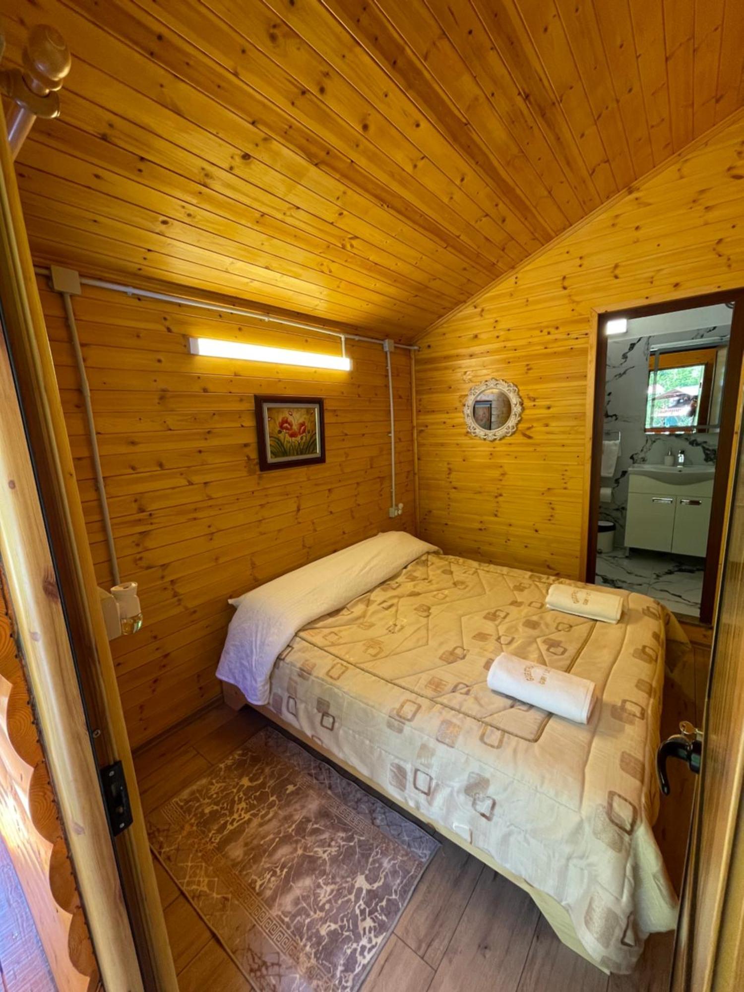 Guri I Lekes Guesthouse Moll' e Shoshit エクステリア 写真